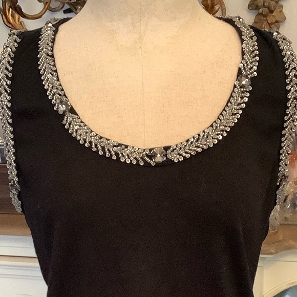 CASUAL LIVING VINTAGE TANK TOP WITH BEADED NECKLINE AND BACK. SIZE MEDIUM - Picture 16 of 16